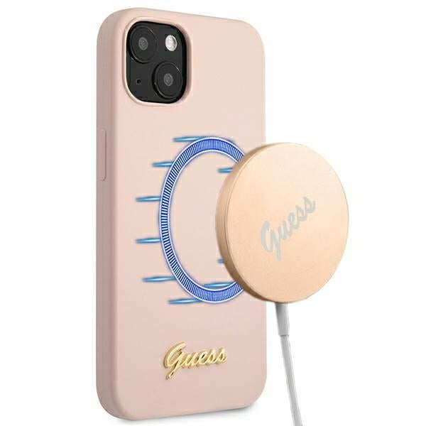 Husa Guess iPhone 13 6.1" Roz deschis/Roz deschis Hardcase Silicone Script Auriu Logo Magsafe