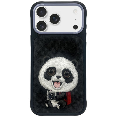 Husa Nimmy Big Eyed Pet 2.0 Panda pentru iPhone 17 Pro - Negru
