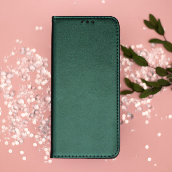 Husă pentru Motorola Moto G85 dark green Smart Magnetic – Verde