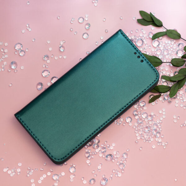Husă pentru Motorola Moto G85 dark green Smart Magnetic – Verde