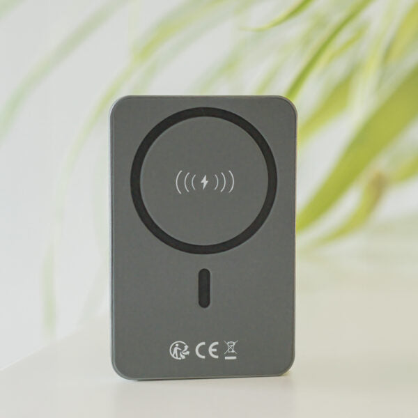 Forever wireless power bank MATB-200 20W PD 5000 mAh magnetic negru