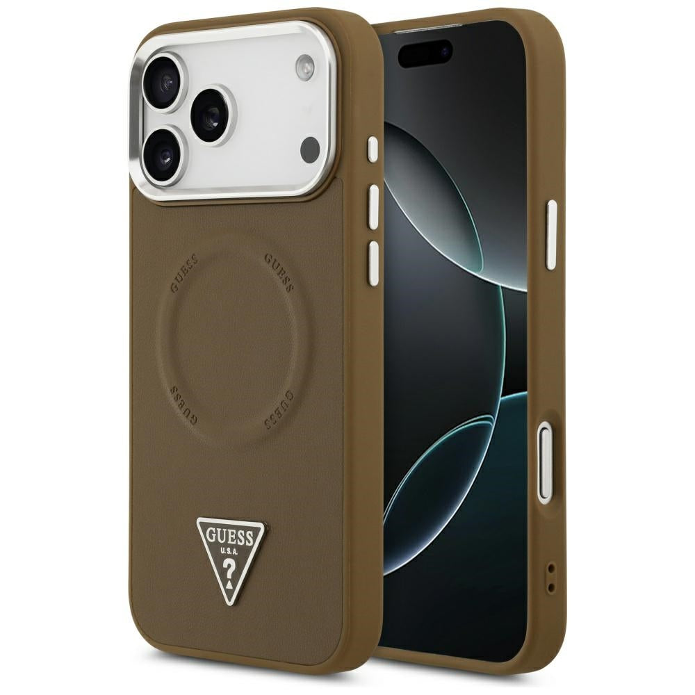 Husa Guess Magsafe piele sintetica cu Triangle Logo Argintiu Metal Camera Frame pentru iPhone 17 Pro Maro